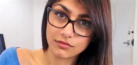 mia khalifa qui se masturbe|mia khalifa se masturbe Search